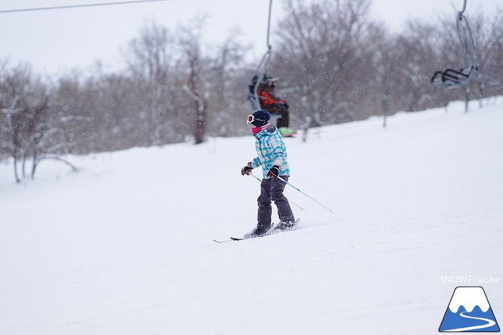 新十津川町そっち岳スキー場 雪山で子供たちが大はしゃぎ!!